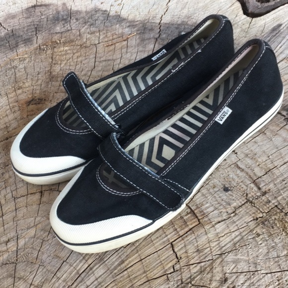 red & white checkered vans